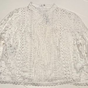 bebe White Laced Crop Top Size: M